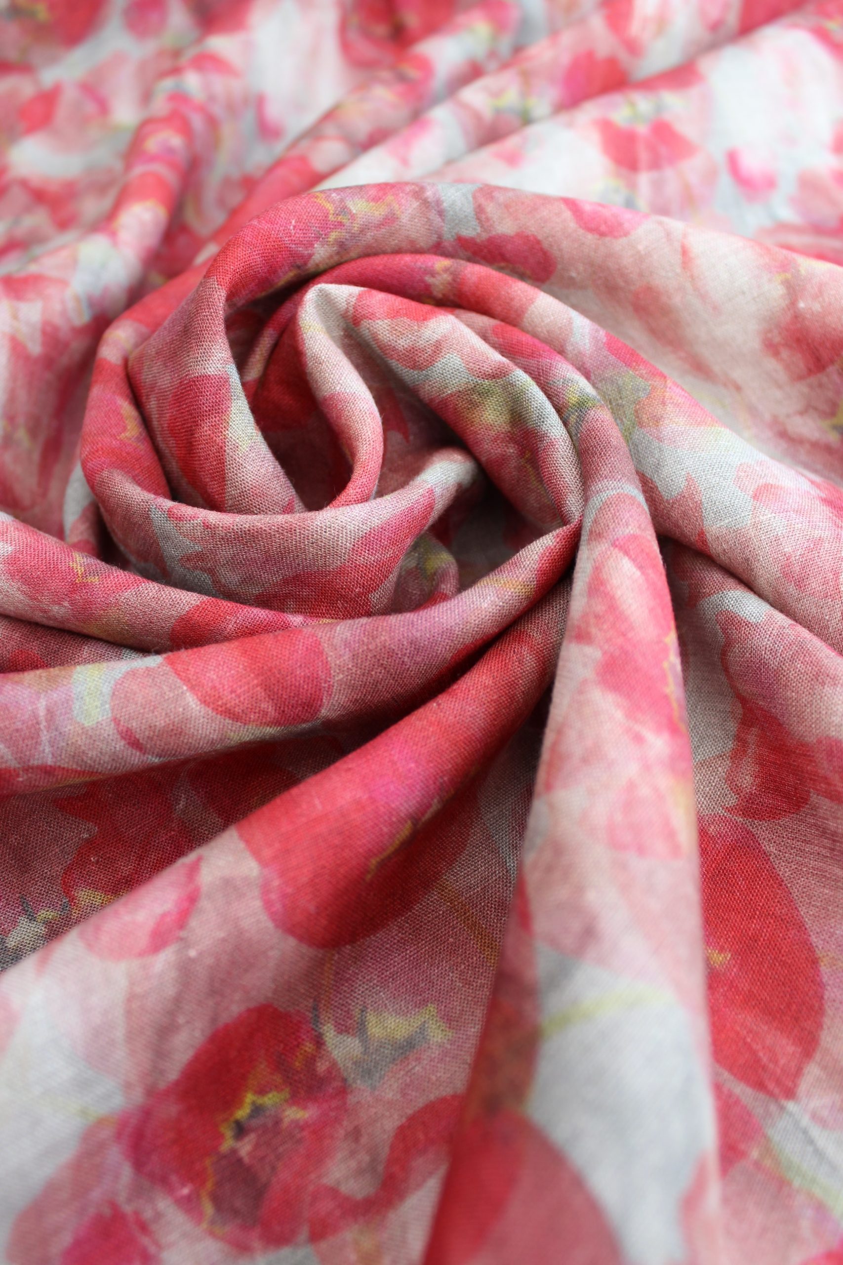 TULIPS-BERRY-RED-6